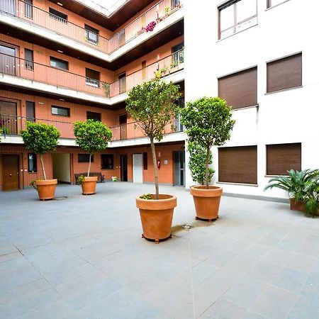 The Zentral Museo Appartement Sevilla Buitenkant foto