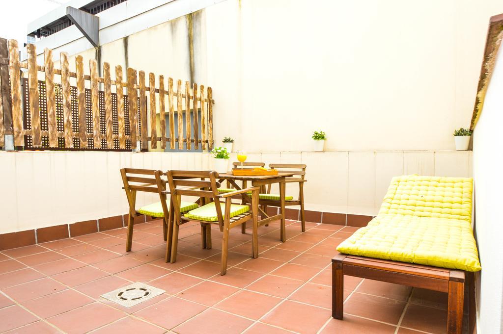 The Zentral Museo Appartement Sevilla Buitenkant foto